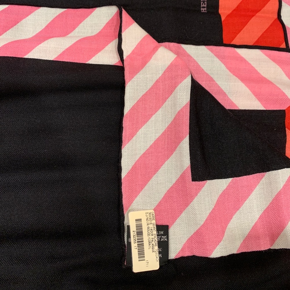 ♥️ Hermès cashmere/silk scarf 140cm nwt - Picture 3 of 4